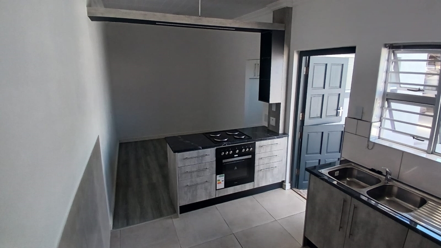 To Let 1 Bedroom Property for Rent in Ravensmead Western Cape